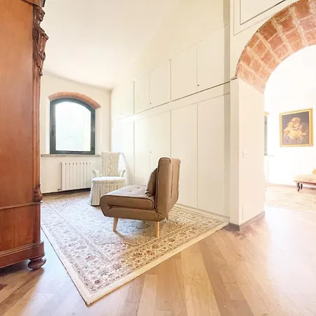 Affittacamere Relais Casale Il Poggetto Paola By Zoom In Earth
