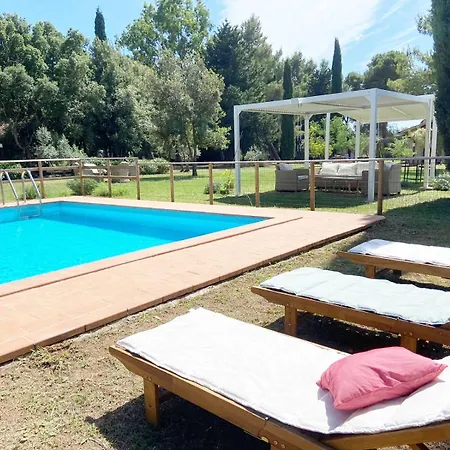 Relais Casale Il Poggetto Paola By Zoom In Earth Vendégház *