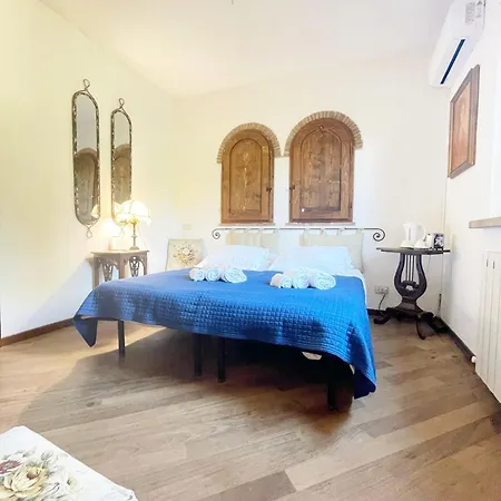 Relais Casale Il Poggetto Paola By Zoom In Earth Vendégház
